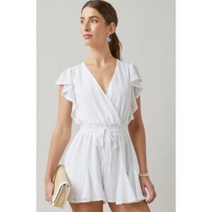 Trixxi Women's White Short Sleeve Vneck Classic Chic Romper Shorts Medium